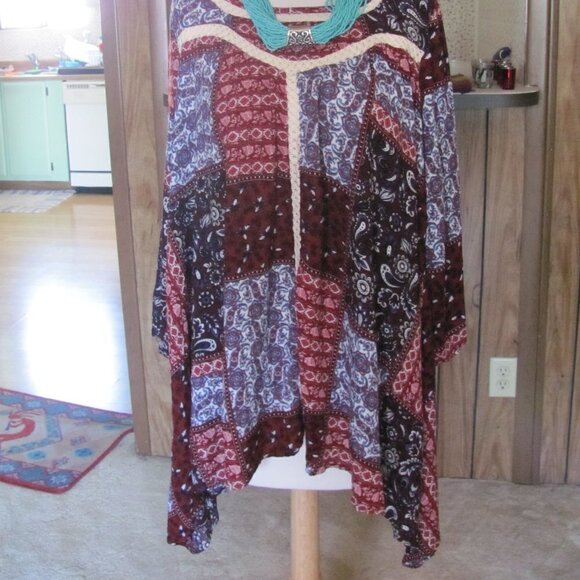 Urban Mangoz BoHo Inspired Print BabyDoll Tunic  Brand New  Keyhole Closure in t - Picture 11 of 12